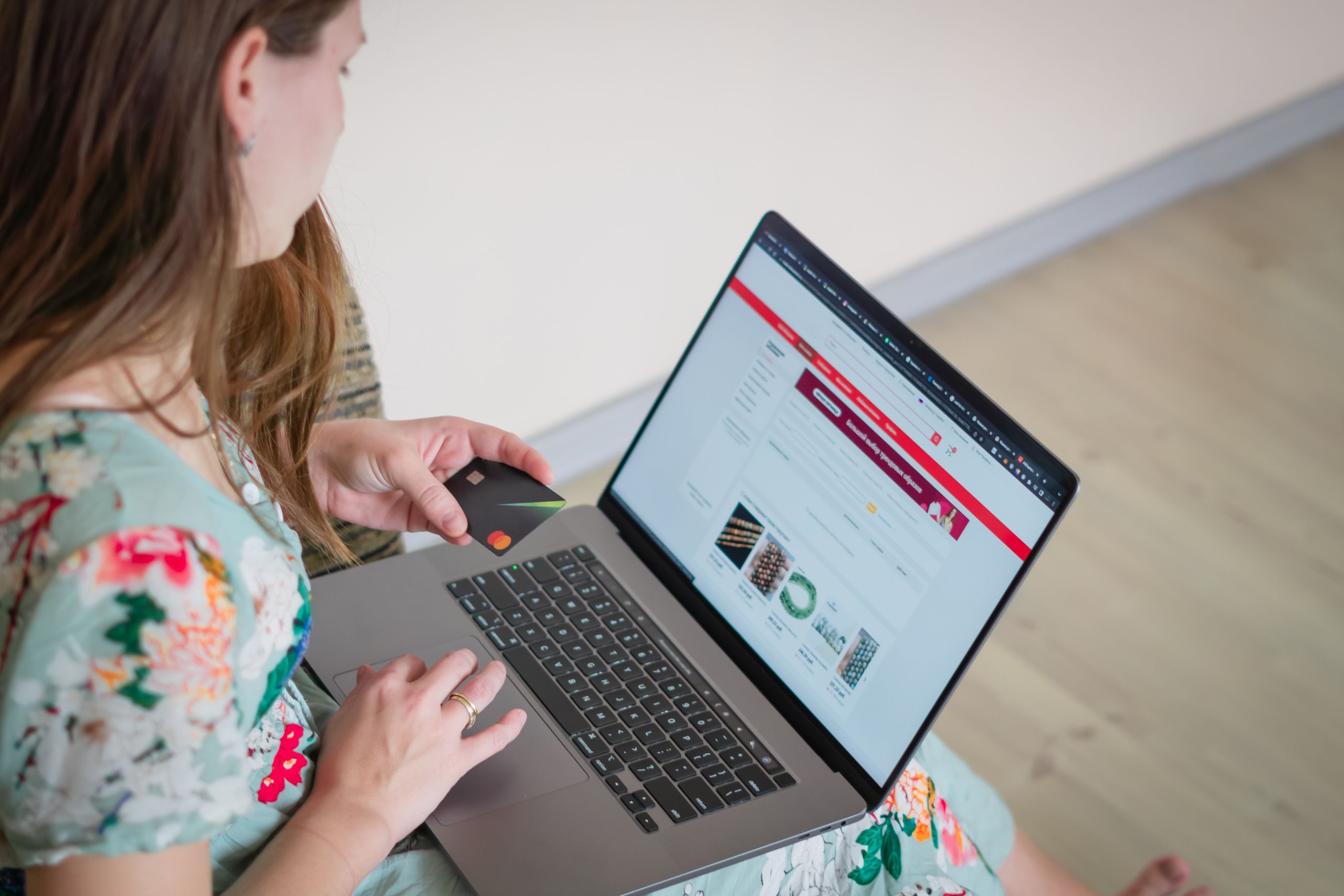 Learning to make the Most of Online Shopping