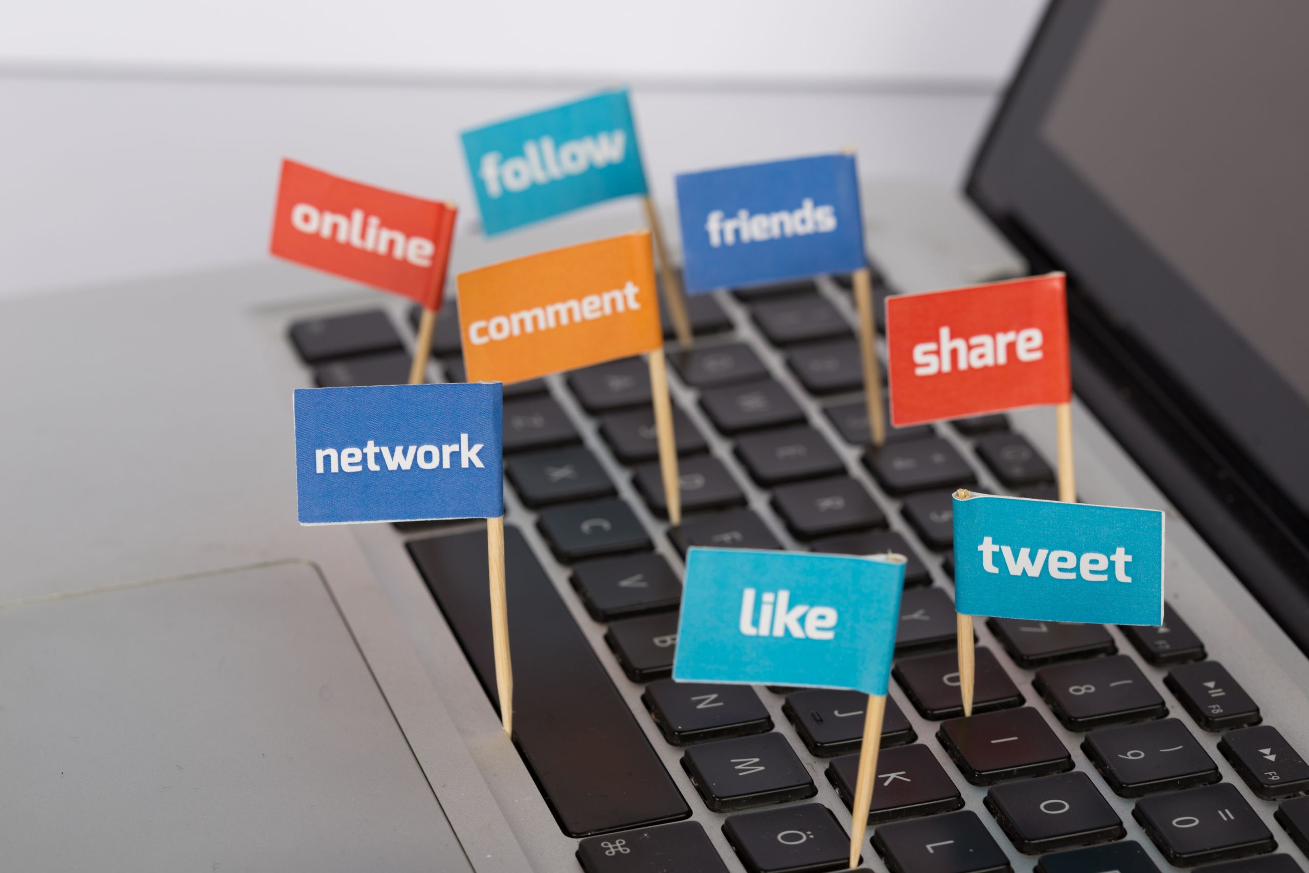 Why the Aesthetics Industry Should Use Social Media For Marketing Their Business